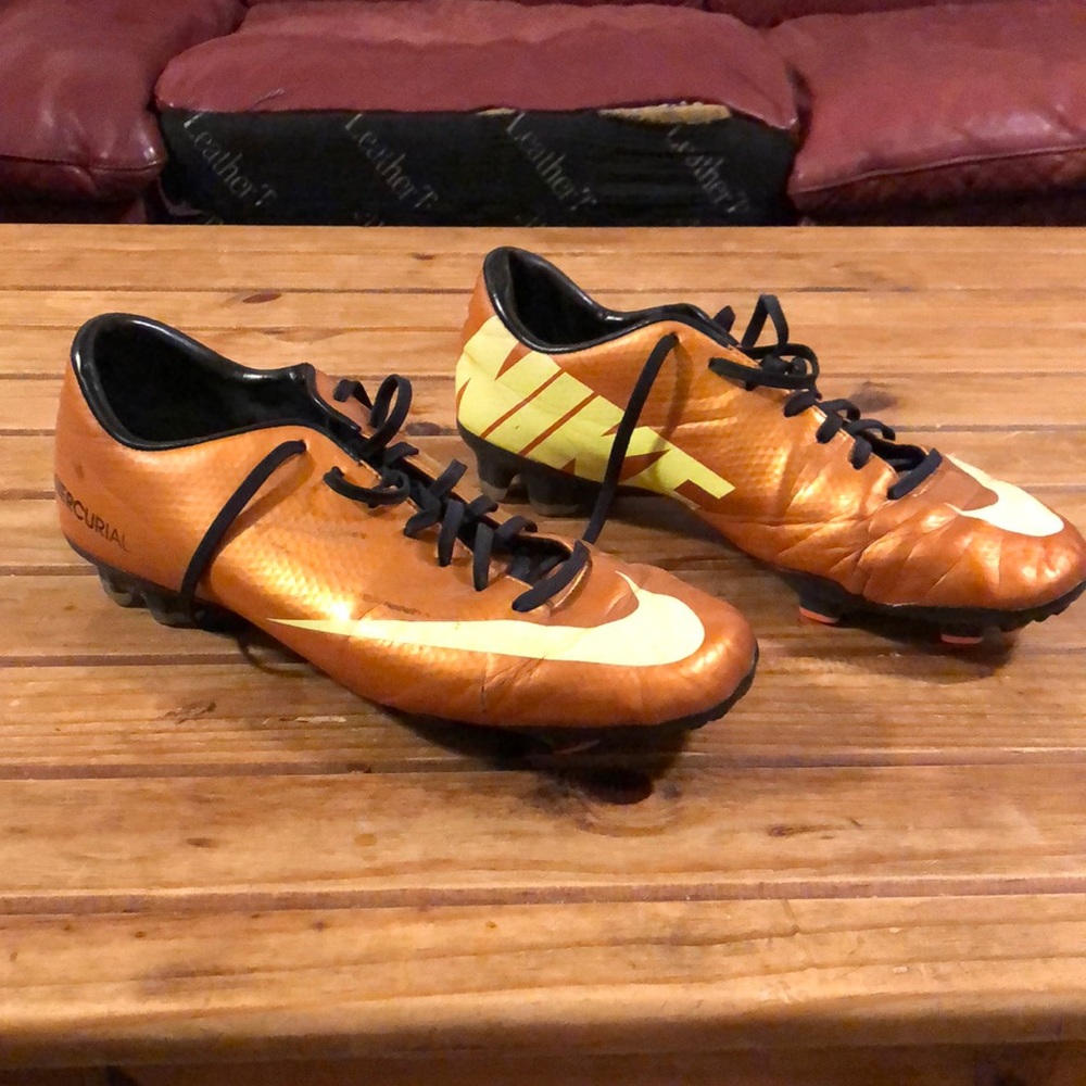 Nike mercurial cleats